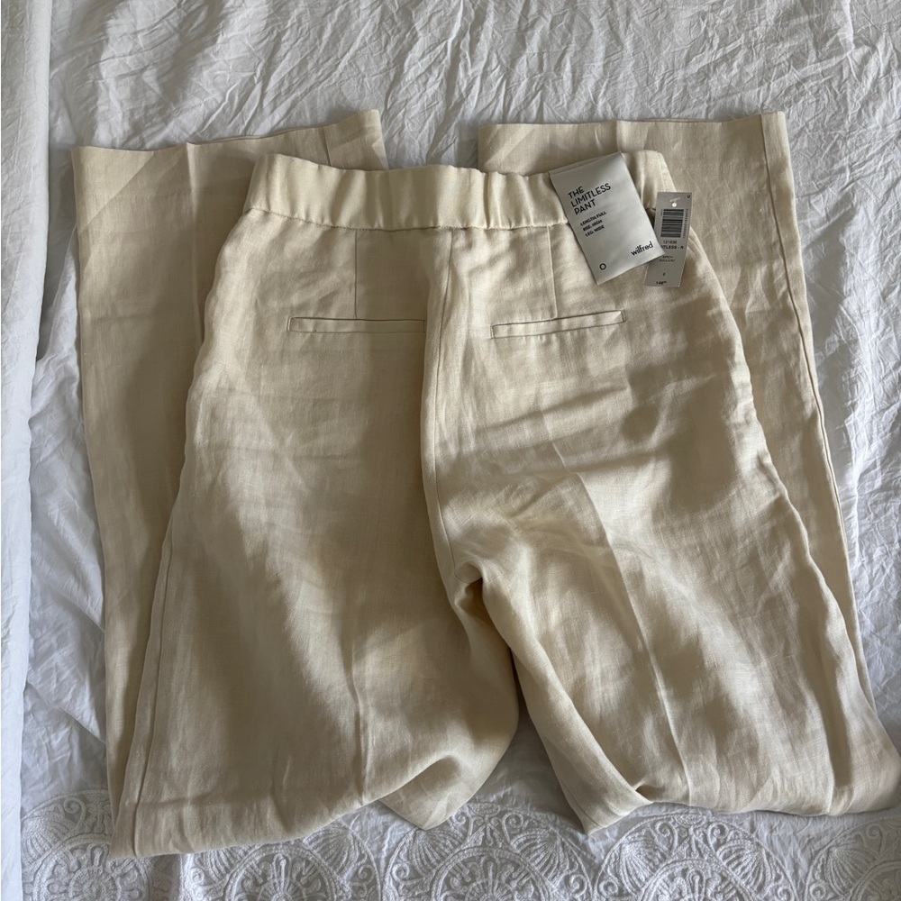 (NWT) Wilfred - Aritzia -The Limitless Pant in Linen - Color: Birch - Picture 15 of 16